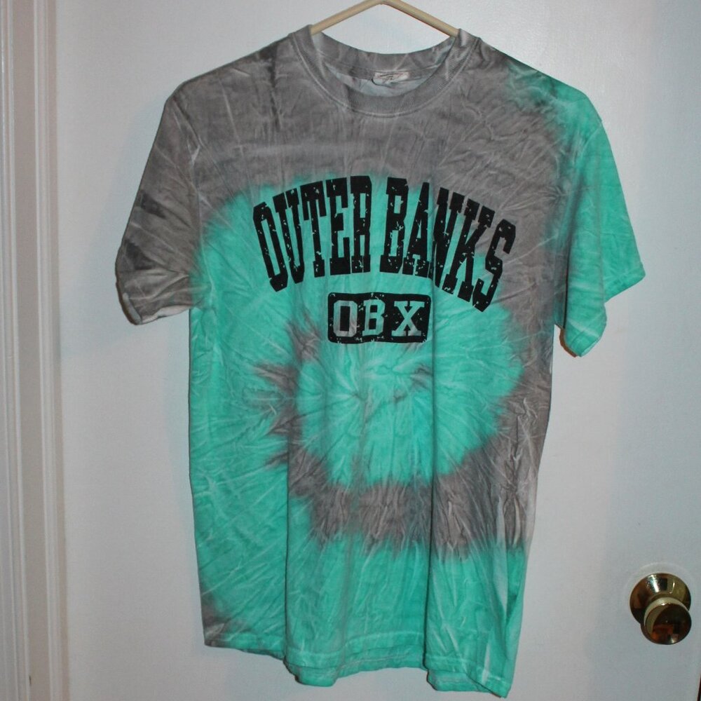 Destinations Outer Banks Tie Dye T-Shirt - Size Medium